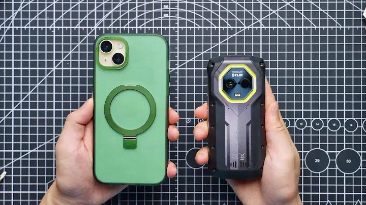 Armor Mini 20T Pro vs iPhone! First Hands-on the World's Smallest 5G Thermal Rugged Phone